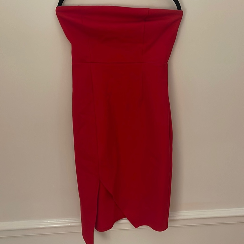 Vibrant red lulu cocktail dress in a small